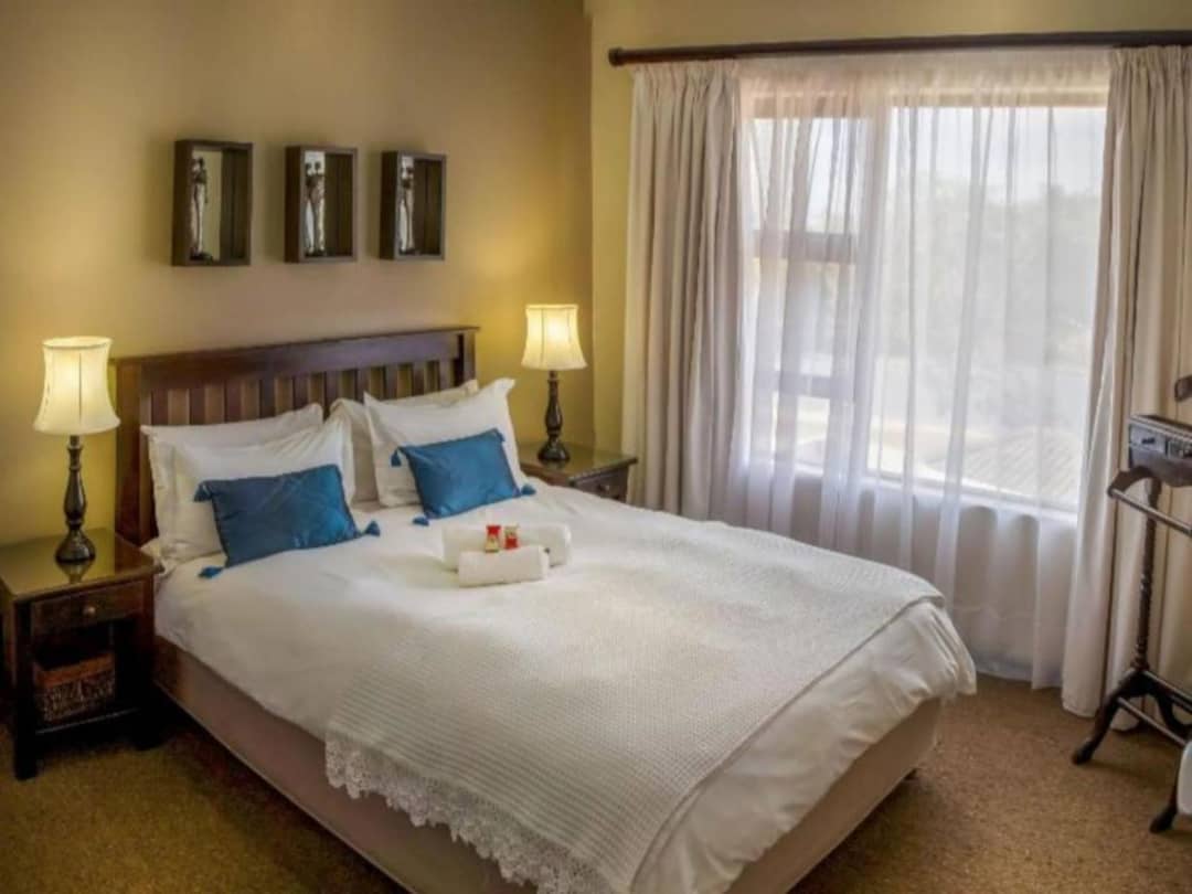 Luxury Room at Lalapanzi Lodge